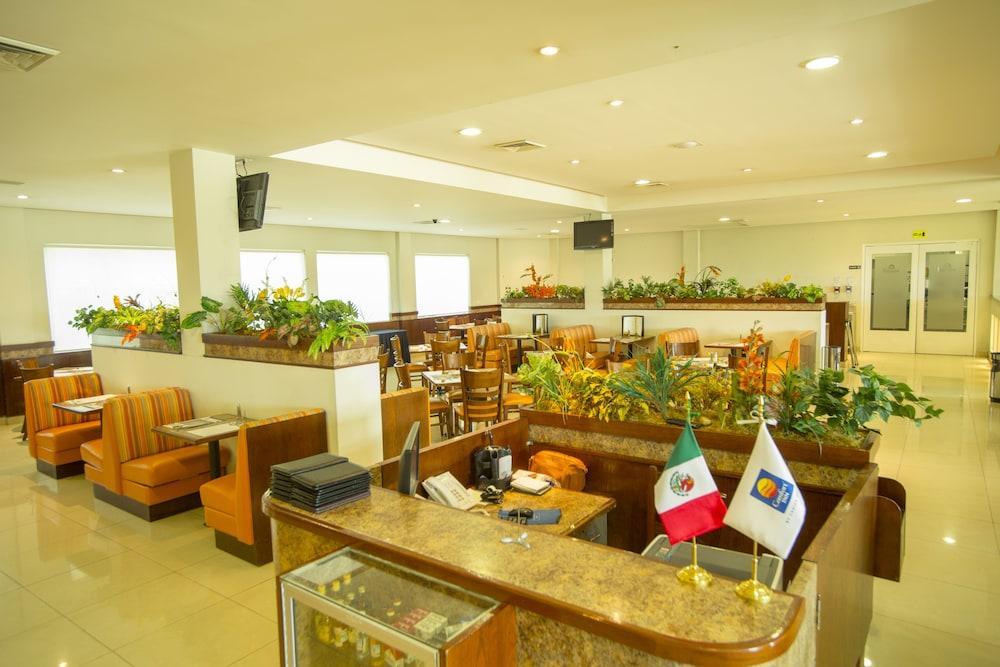 Comfort Inn Monterrey Norte Eksteriør billede